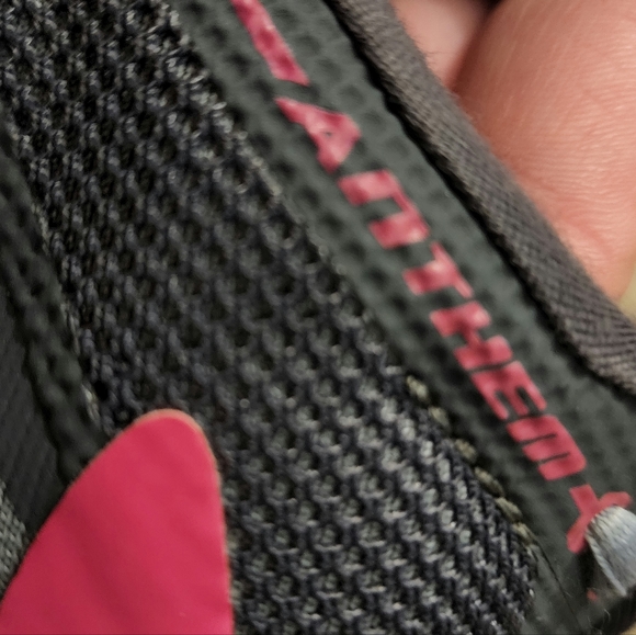 Brooks Anthem- Size 10 - Picture 8 of 10